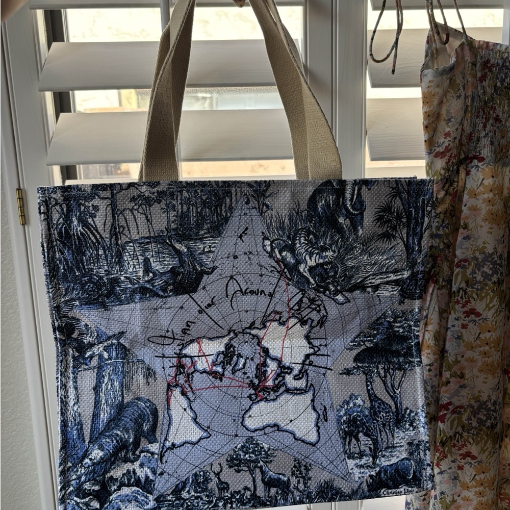 CHRISTIAN DIOR Around The World GWP Straw Tote Bag